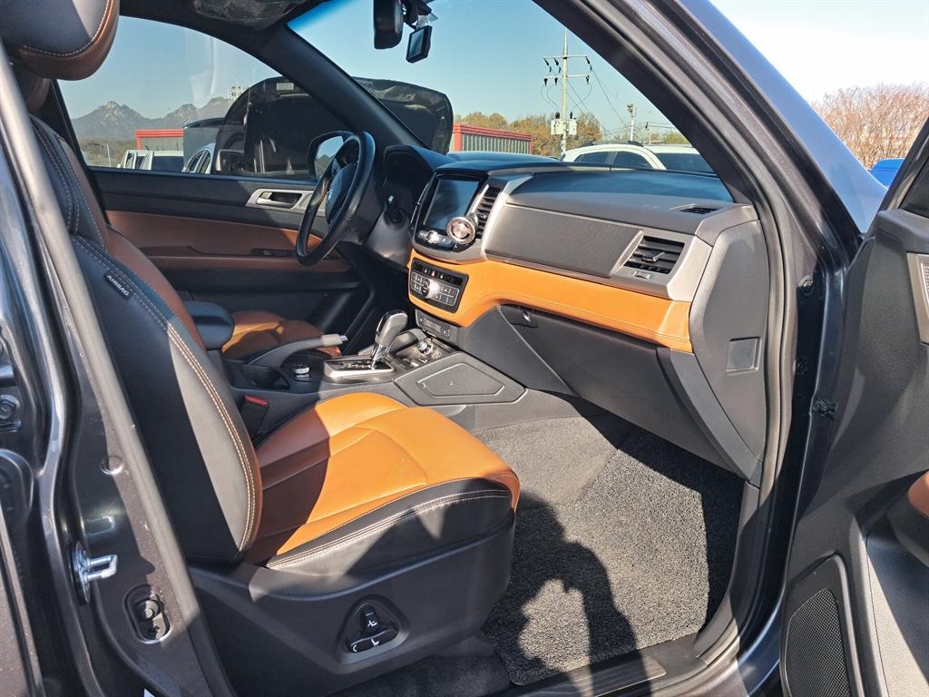 Ssangyong Rexton 2018 Gris - Importación desde Corea - HF Imports Iquique - Foto 16