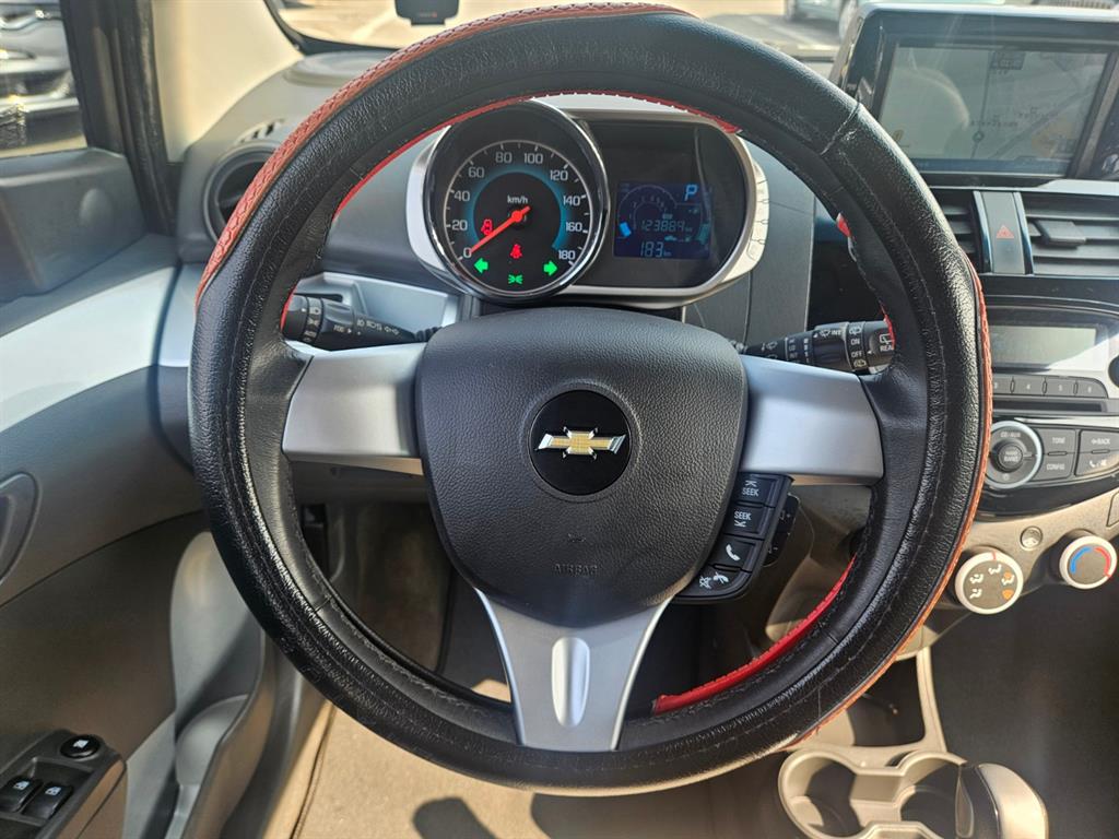 Chevrolet Spark - Vista 6