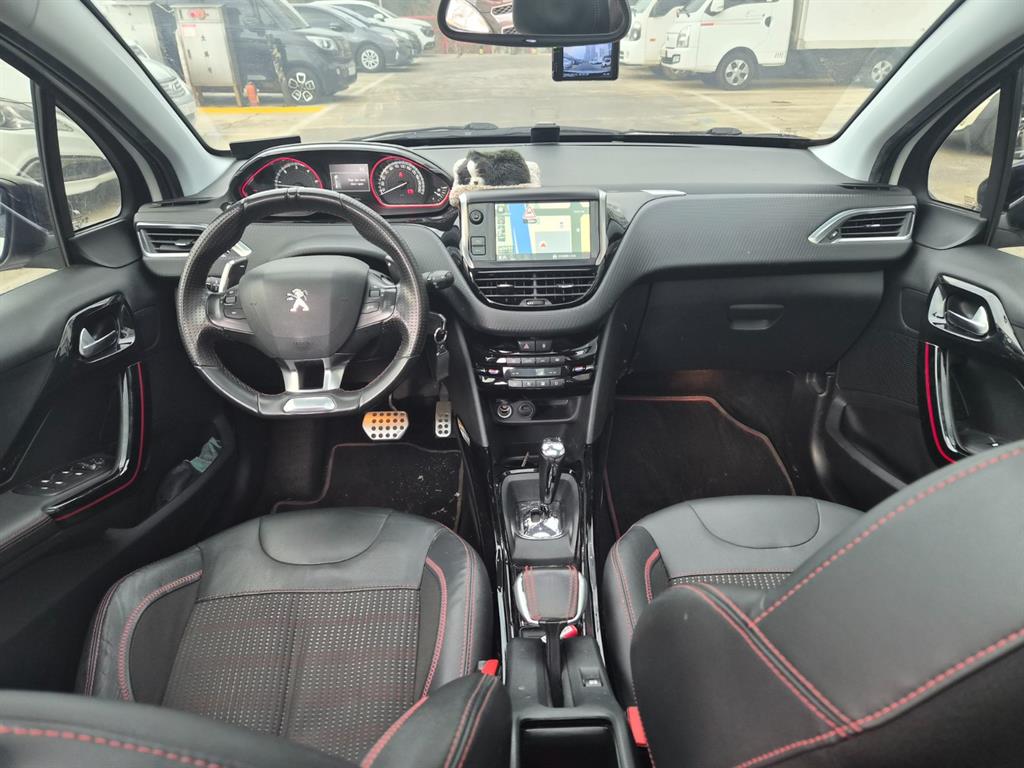 Peugeot 2008 - Vista 8