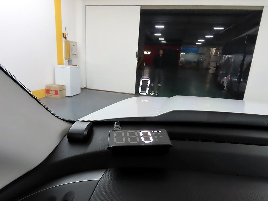 HYUNDAI Casper - Vista 12