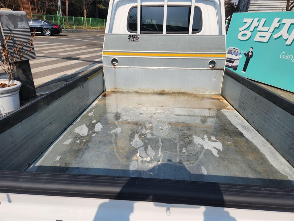 Small Truck Cargo (small) - Vista 5