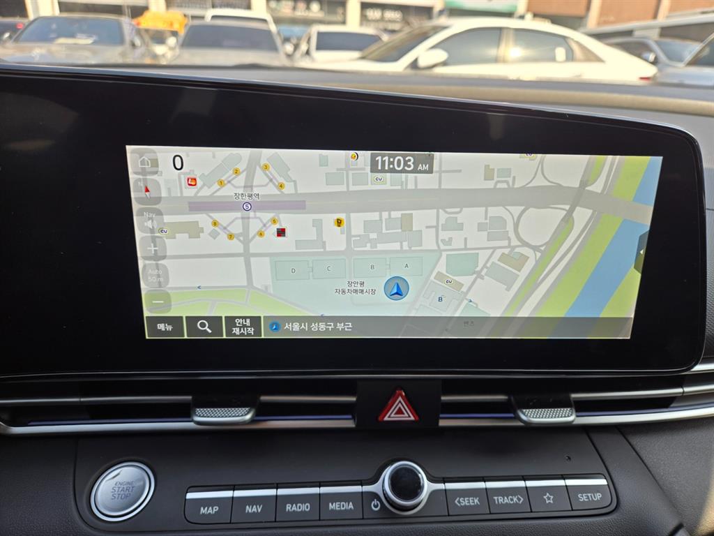 HYUNDAI Avante - Vista 6