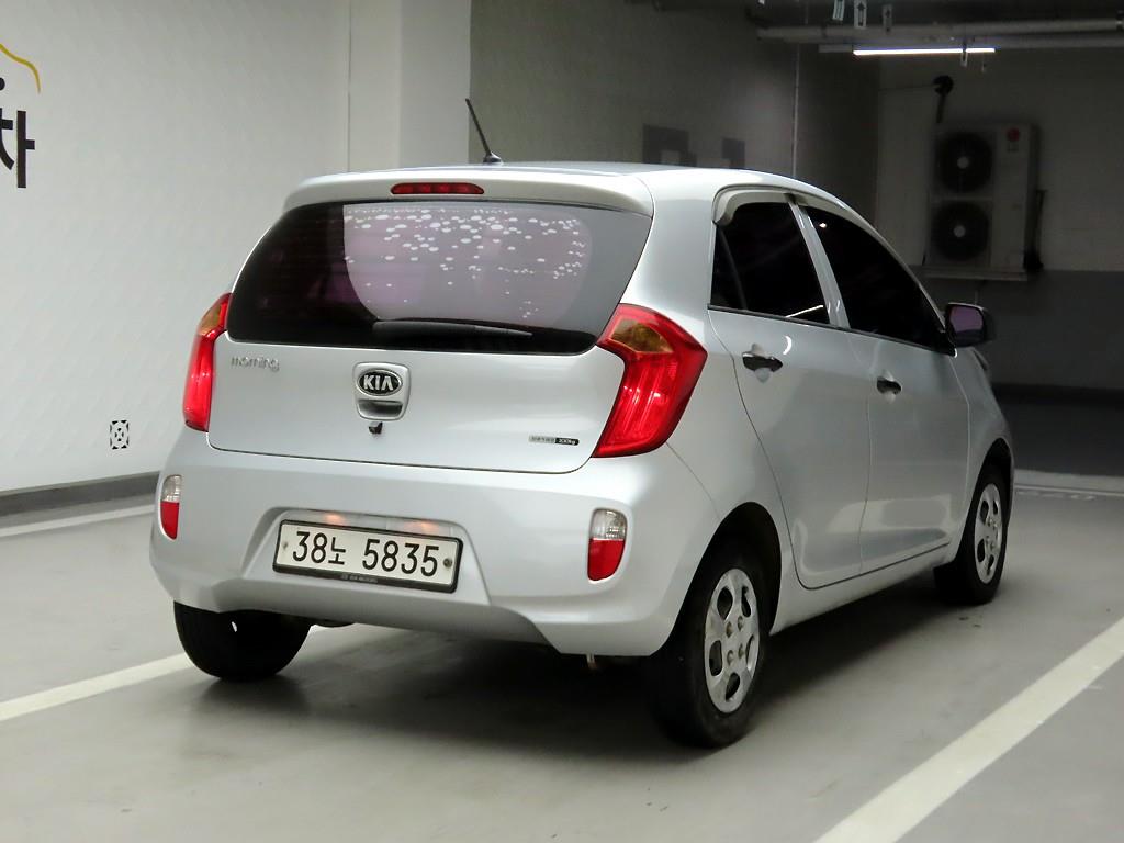 KIA Morning - Vista 4