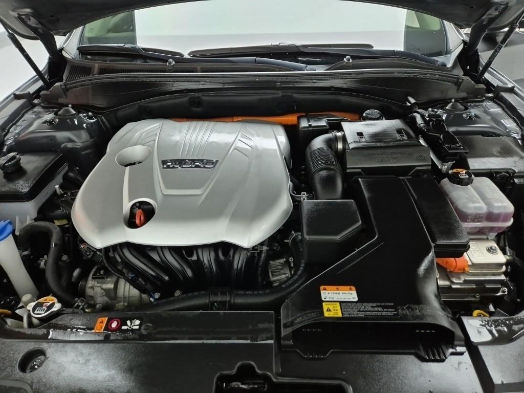 HYUNDAI Grandeur - Vista 5