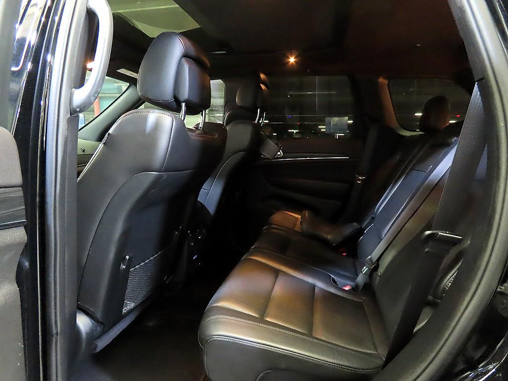 Jeep Cherokee - Vista 7