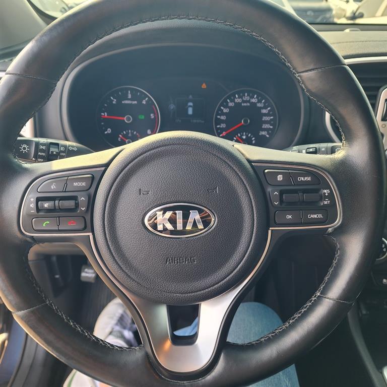 KIA Sportage - Vista 8