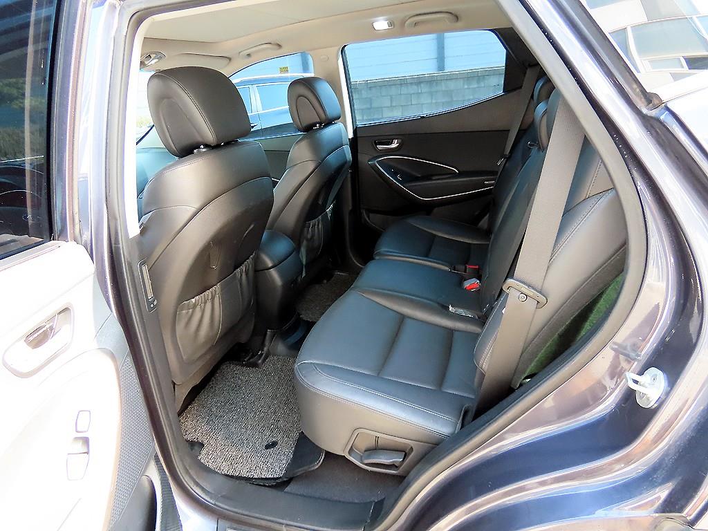 HYUNDAI Santa Fe - Vista 6