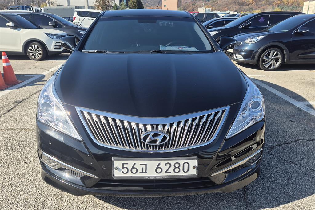 HYUNDAI Grandeur - Vista 2