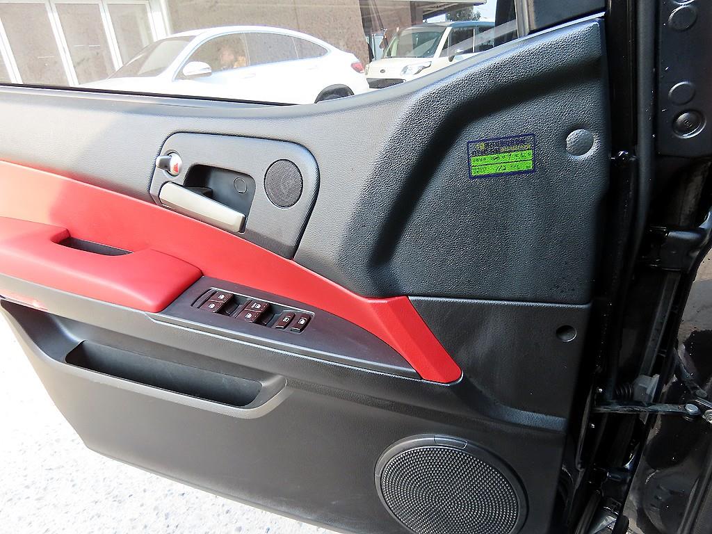 Ssangyong Korando - Vista 11