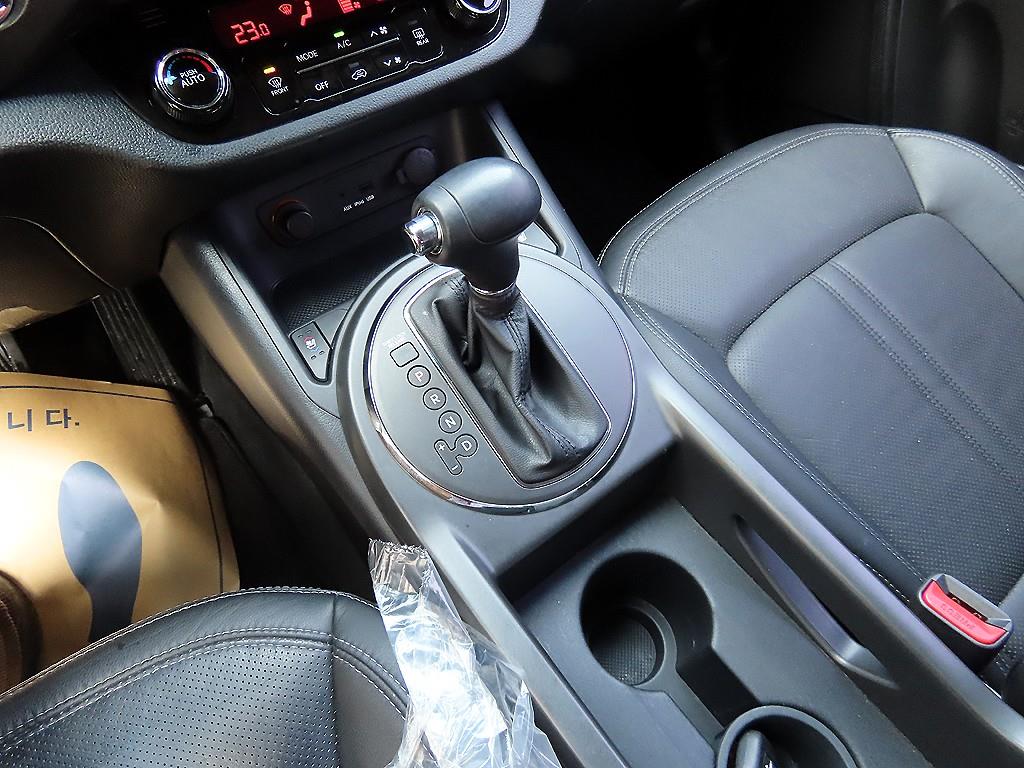 KIA Sportage - Vista 10