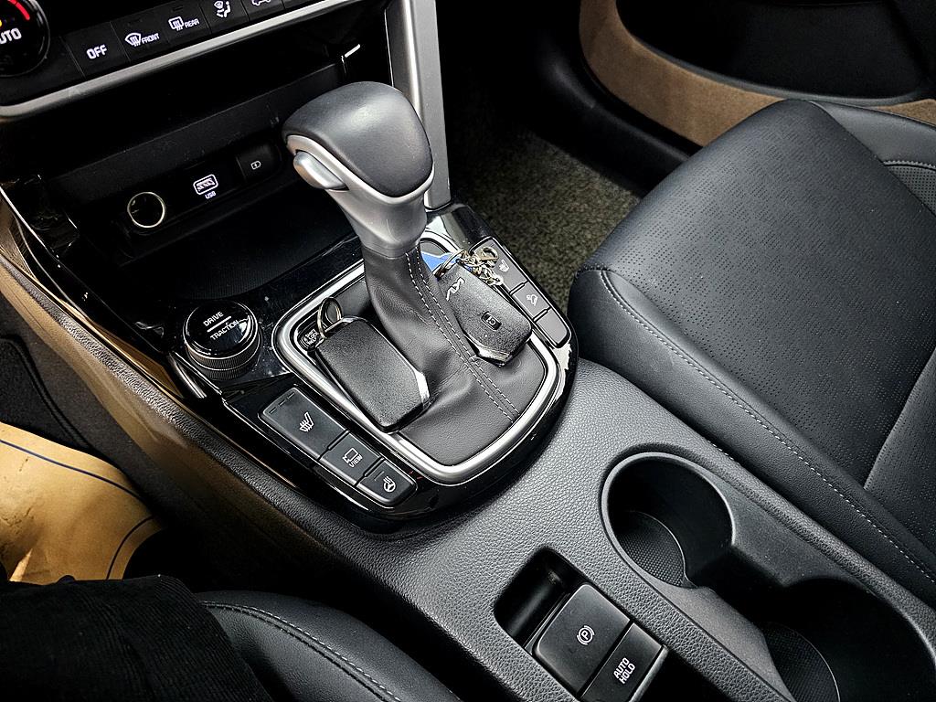 KIA Seltos 2023 Gris - Importación desde Corea - HF Imports Iquique - Foto 14