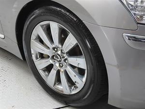 HYUNDAI Equus - Vista 10