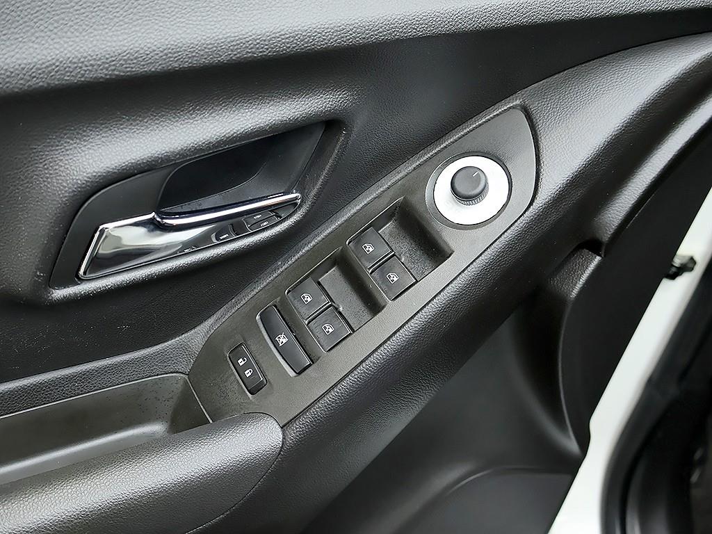 Chevrolet Trax 2015 Blanco - Importación desde Corea - HF Imports Iquique - Foto 13