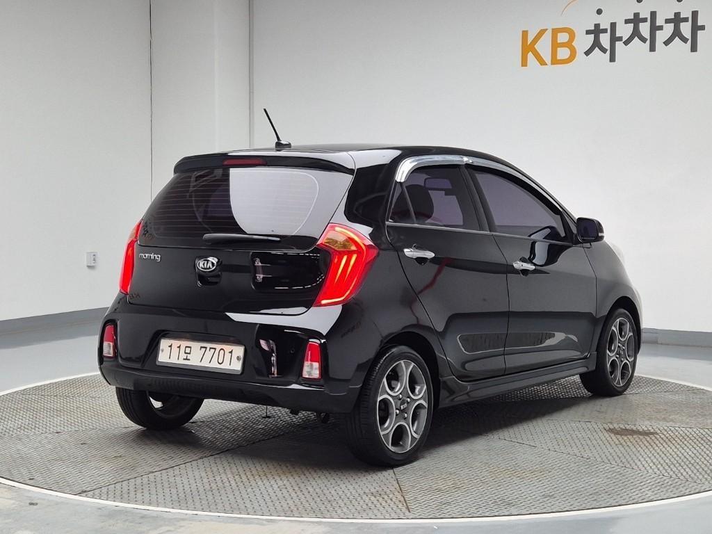 KIA Morning - Vista 4