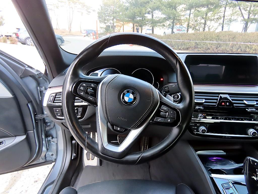 BMW 5 Series - Vista 8