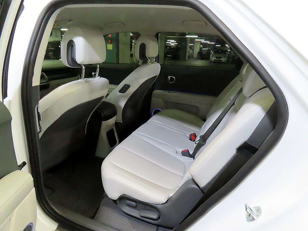 HYUNDAI Ioniq 5 - Vista 7