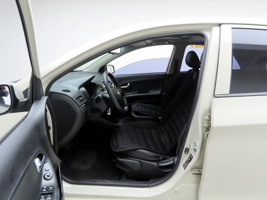 KIA Morning 2012 Blanco - Importación desde Corea - HF Imports Iquique - Foto 13