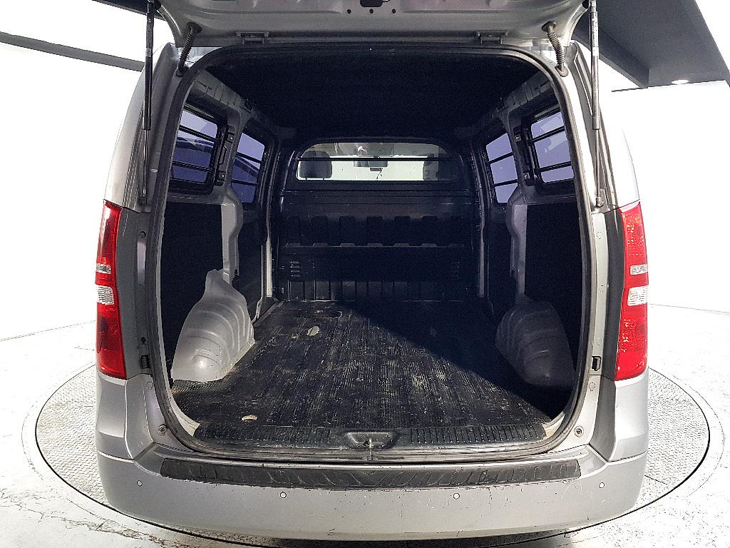 HYUNDAI Starex 2017 Plateado - Importación desde Corea - HF Imports Iquique - Foto 17