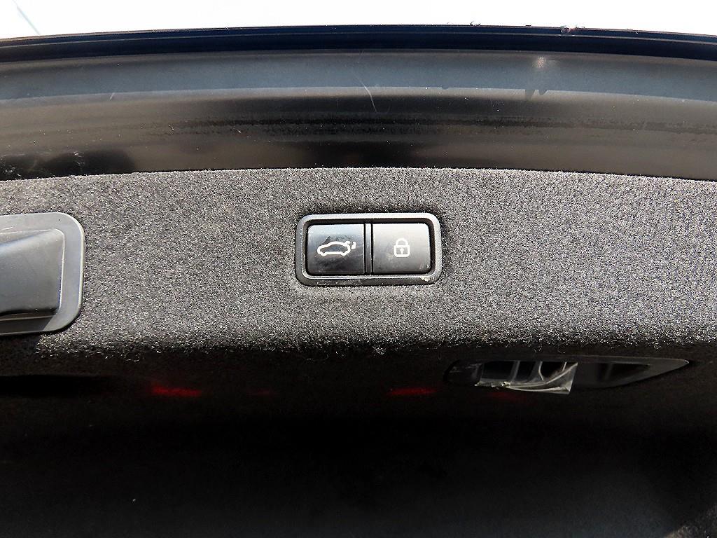 Genesis EQ900 2018 Negro - Importación desde Corea - HF Imports Iquique - Foto 16