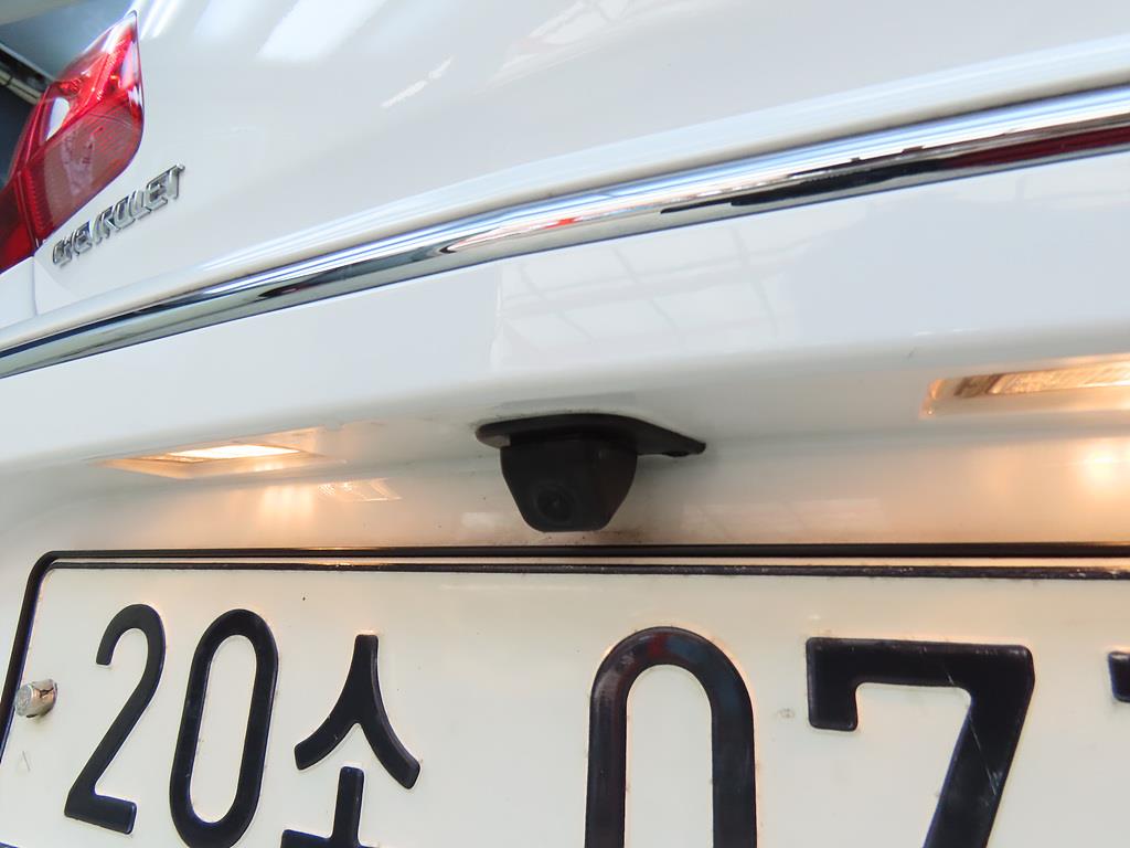 Chevrolet Cruise 2016 Blanco - Importación desde Corea - HF Imports Iquique - Foto 18