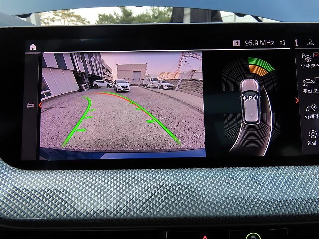 BMW 1 series 2021 Azul - Importación desde Corea - HF Imports Iquique - Foto 15