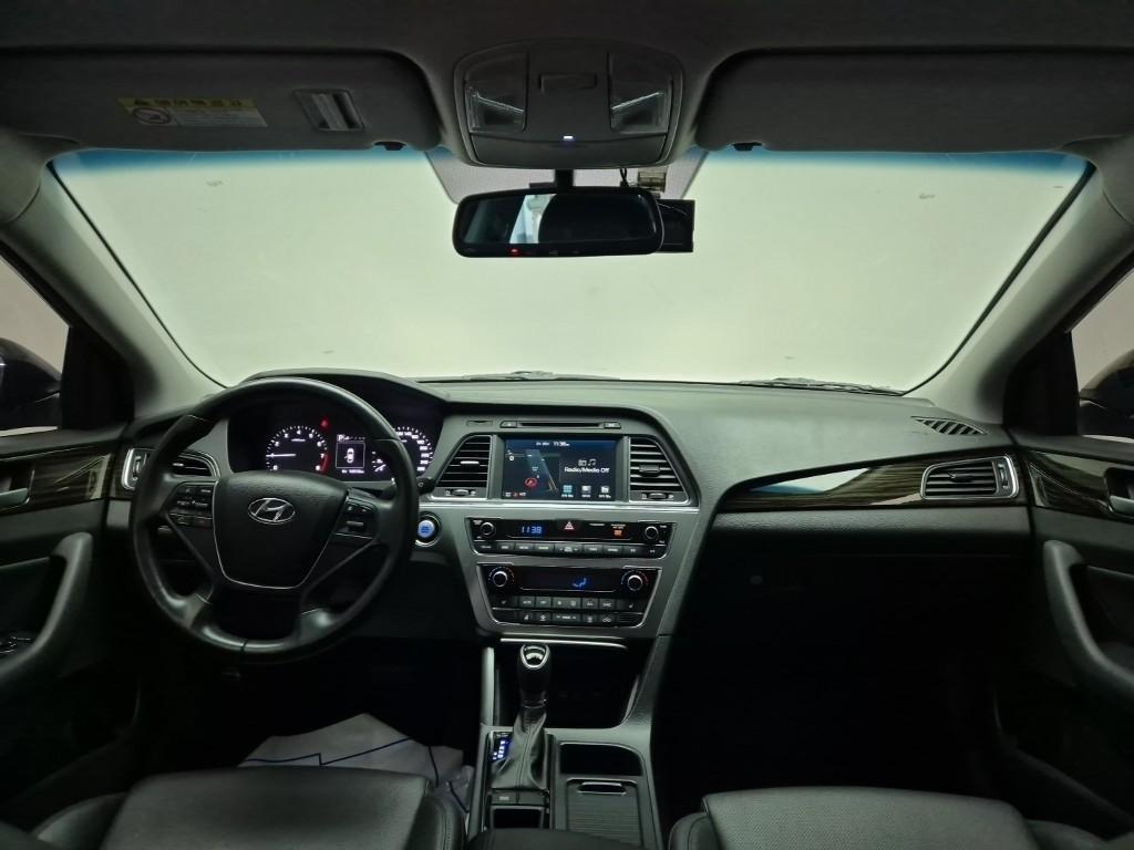 HYUNDAI Sonata - Vista 7