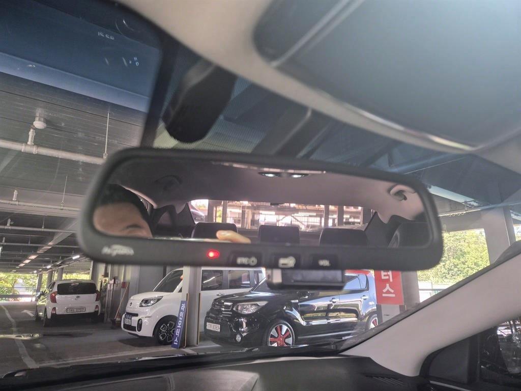 HYUNDAI Grandeur - Vista 8