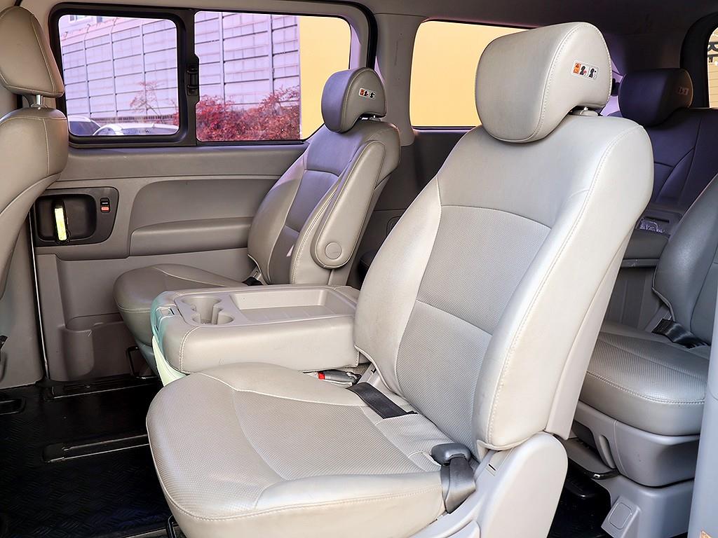 HYUNDAI Starex 2016 Gris - Importación desde Corea - HF Imports Iquique - Foto 13