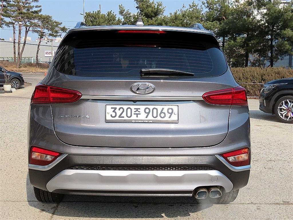 HYUNDAI Santa Fe - Vista 4