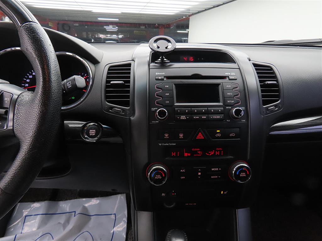 KIA Sorento - Vista 10