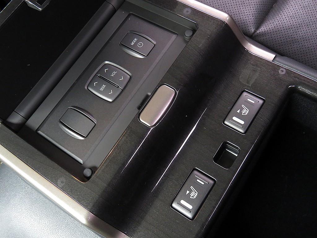 SAMSUNG SM7 - Vista 8