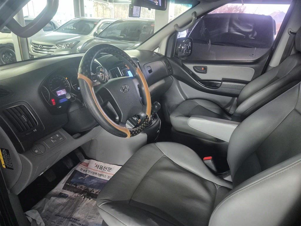 HYUNDAI Starex 2017 Negro - Importación desde Corea - HF Imports Iquique - Foto 13