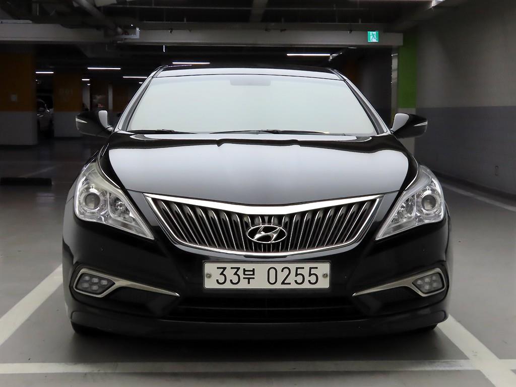 HYUNDAI Grandeur - Vista 2