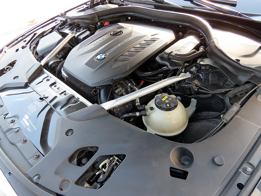 BMW 5 Series 2018 Negro - Importación desde Corea - HF Imports Iquique - Foto 19