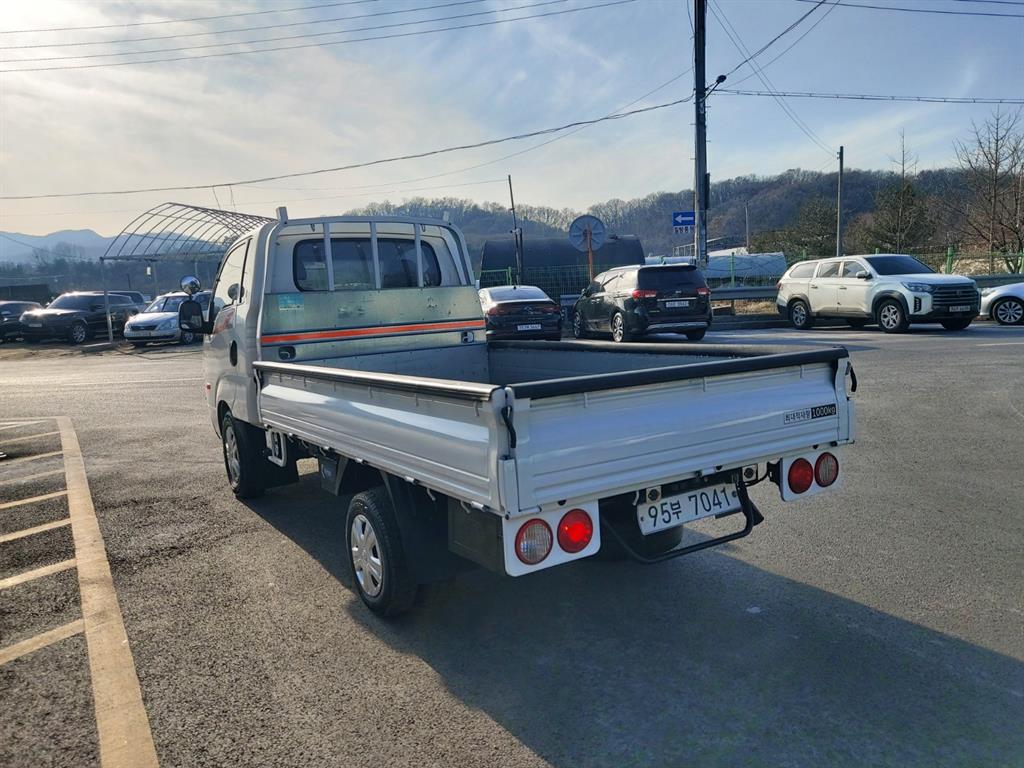 Small Truck Cargo (small) - Vista 5
