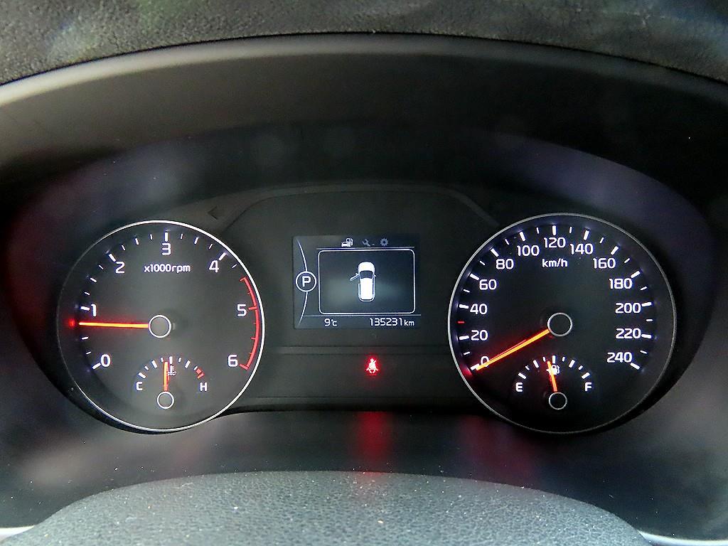 KIA Sportage - Vista 9