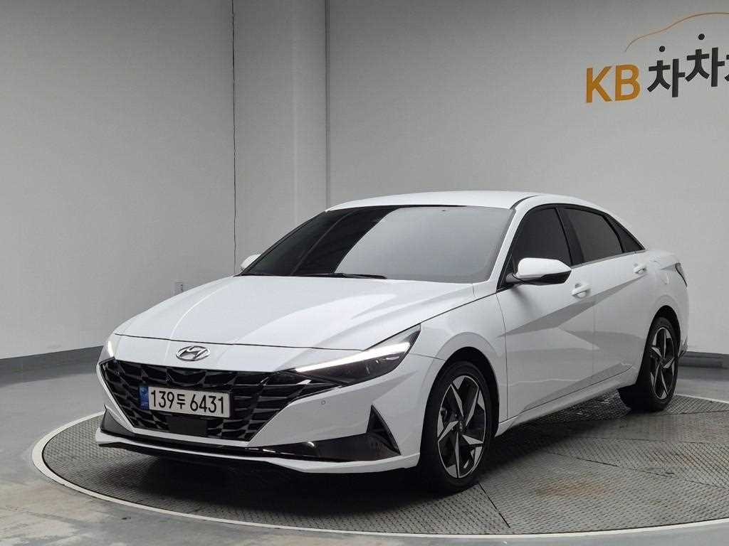 HYUNDAI Avante 2023 Blanco - Importación desde Corea - HF Imports Iquique - Foto 1