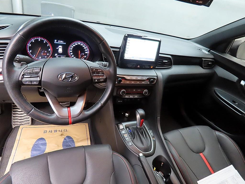 HYUNDAI Veloster - Vista 7