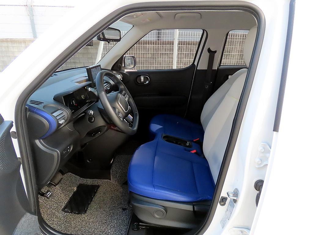 HYUNDAI Casper - Vista 5