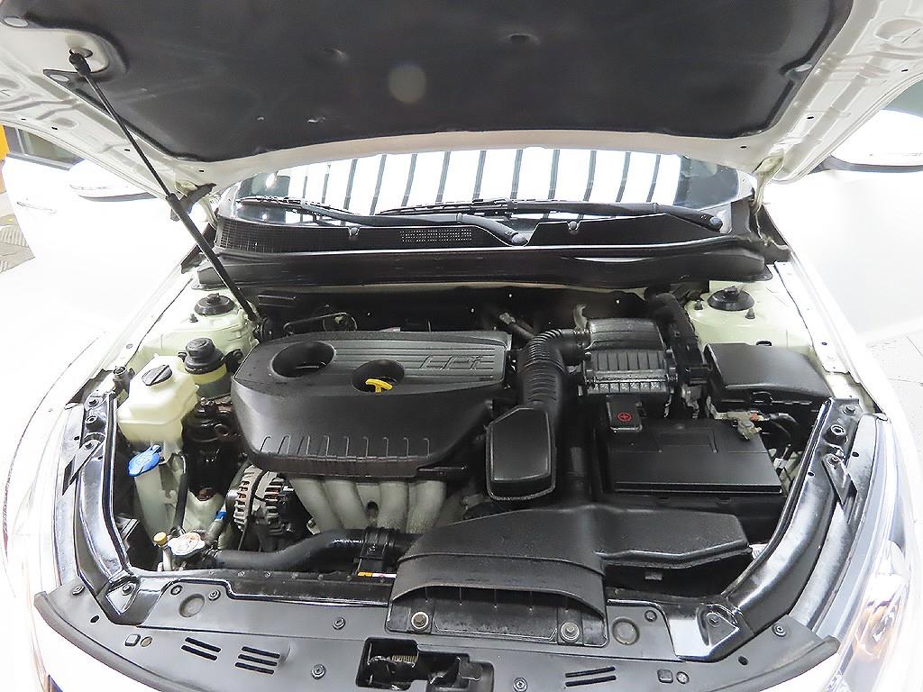 KIA K5 2013 Blanco - Importación desde Corea - HF Imports Iquique - Foto 8