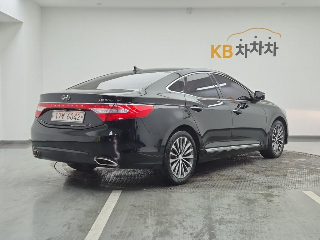 HYUNDAI Grandeur - Vista 4