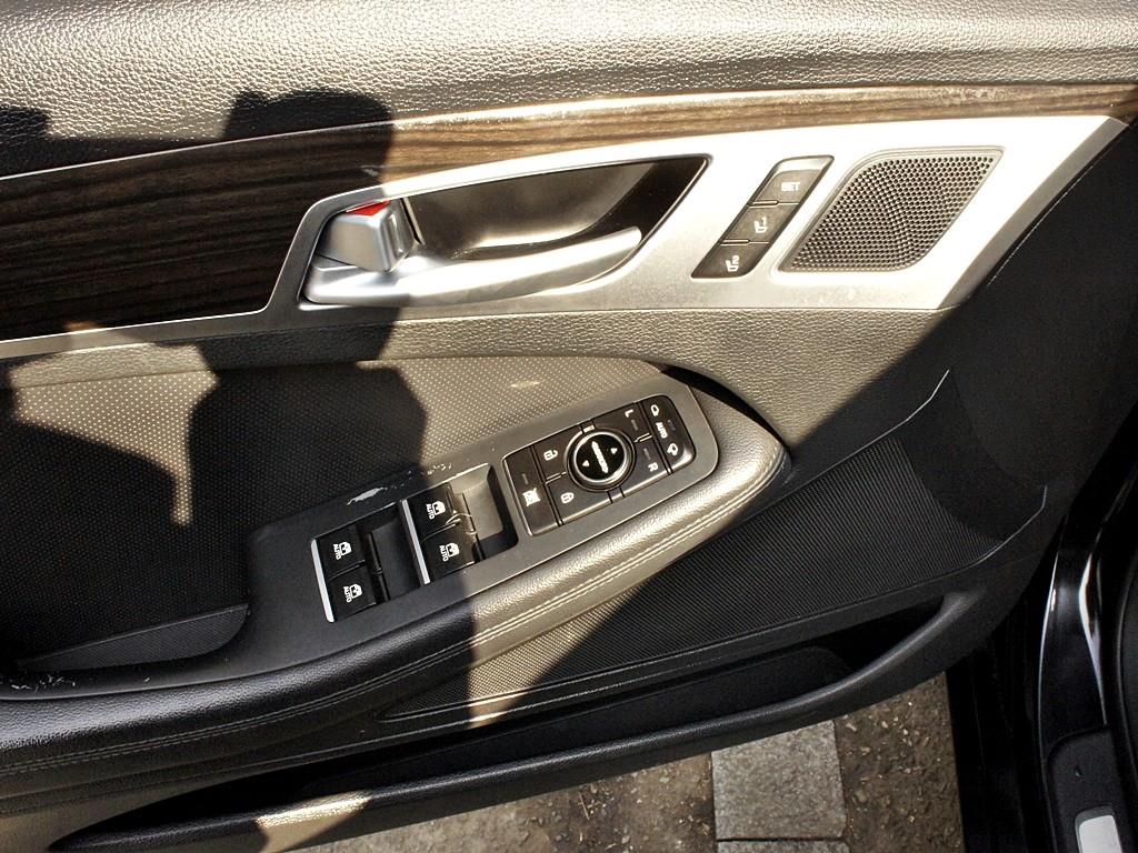 Genesis G80 2017 Negro - Importación desde Corea - HF Imports Iquique - Foto 13