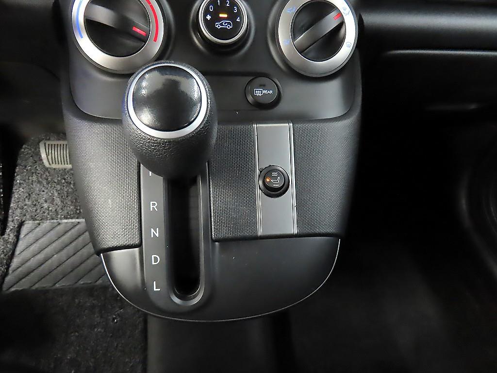 HYUNDAI Casper - Vista 10