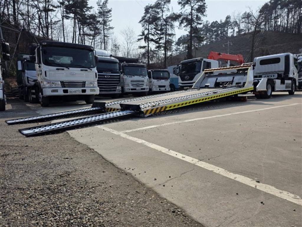 medium and large cargo Lekka - Vista 12