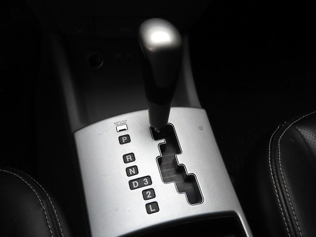 HYUNDAI Avante - Vista 10