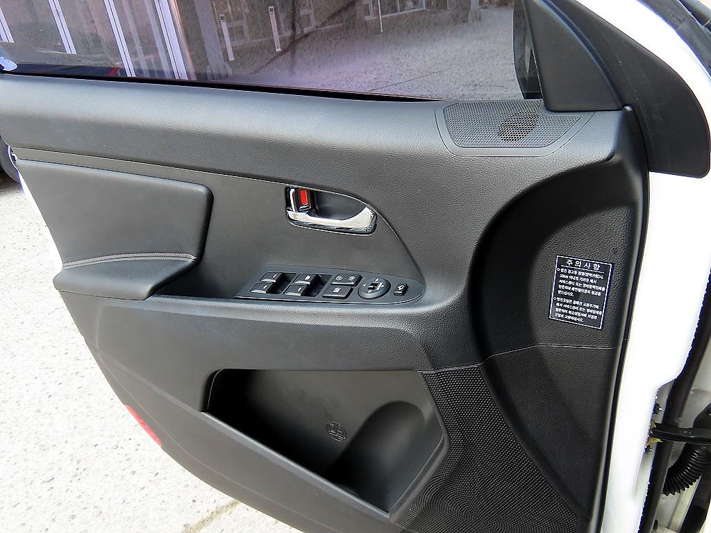 KIA Sportage - Vista 11