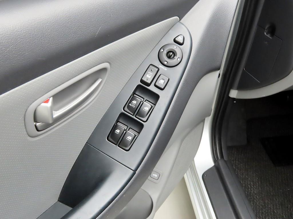 HYUNDAI Avante - Vista 11