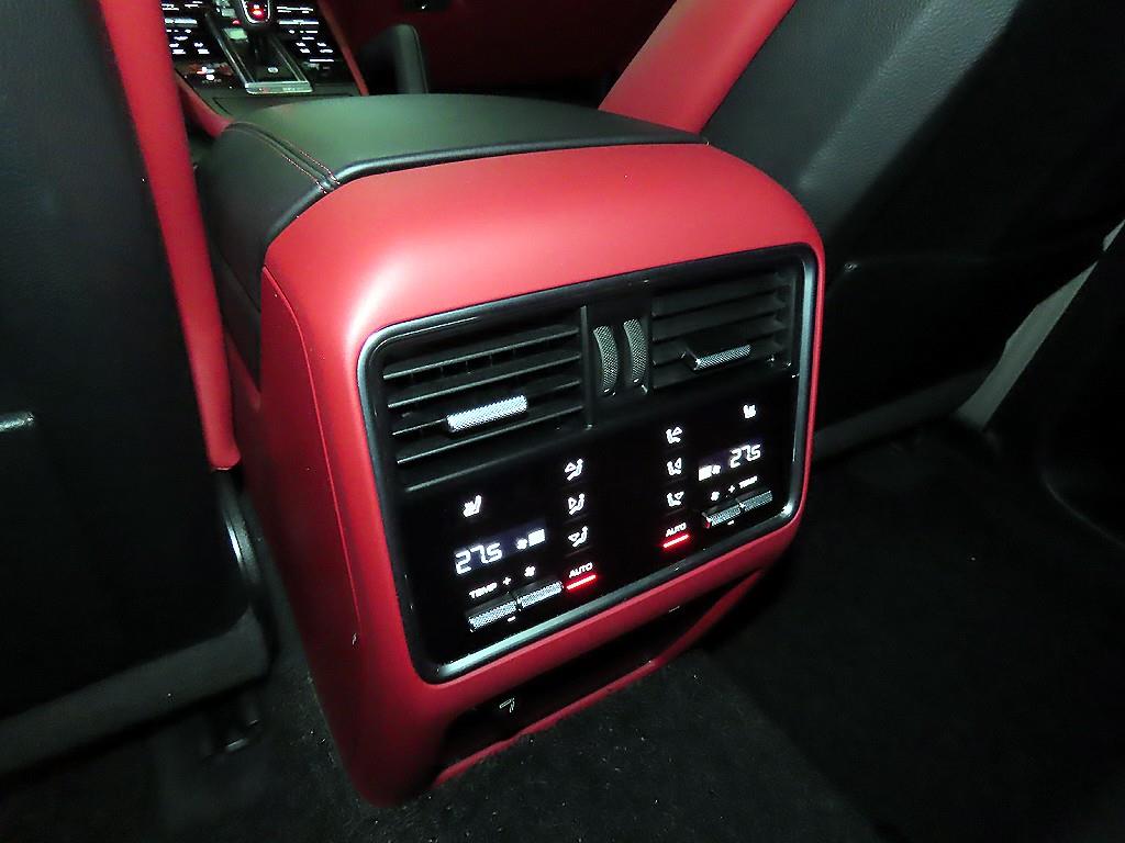 Porsche Cayenne 2023 Negro - Importación desde Corea - HF Imports Iquique - Foto 14