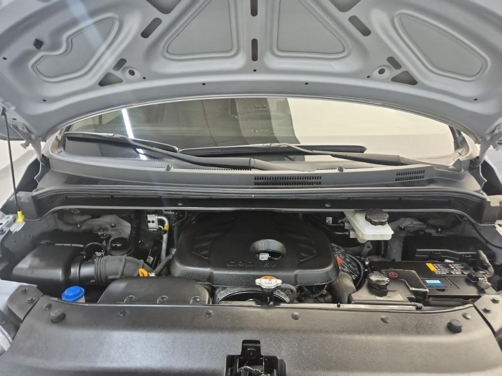 HYUNDAI Starex - Vista 5