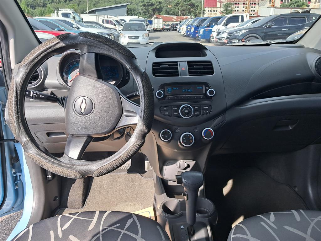 Chevrolet Spark - Vista 5